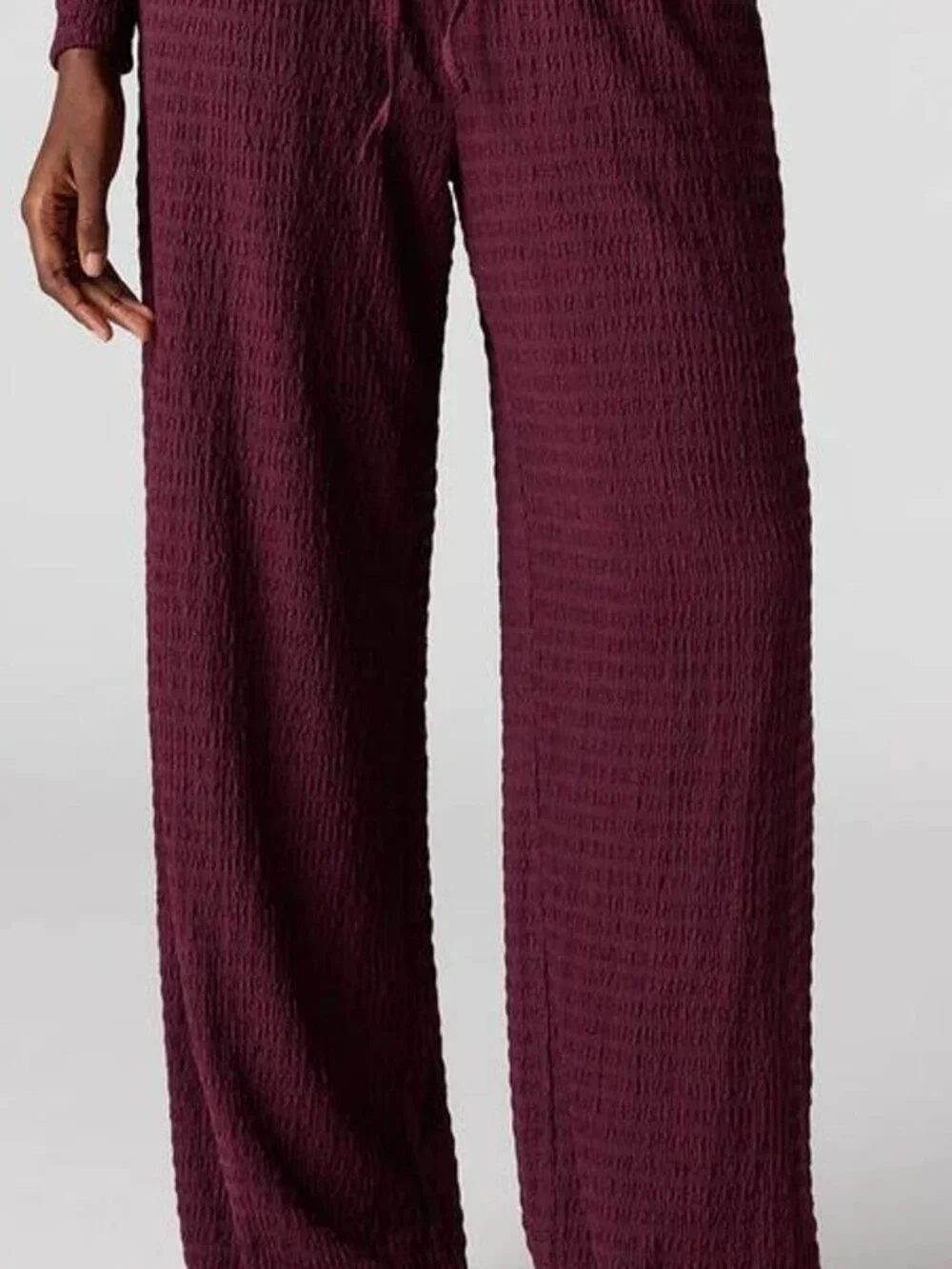 H&M Women's Burgundy Pants